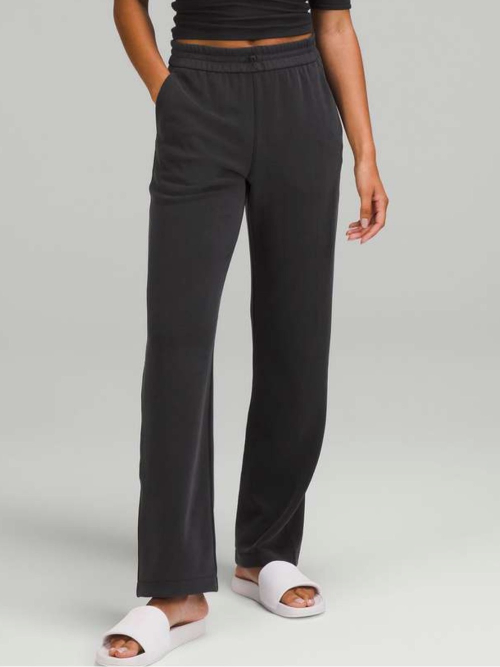 Lululemon Softstreme High-Rise Pant Black Lounge Sweatpants 4 Small Athleisure